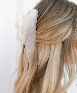 PUP38 Dariah Hairclip - Pearl White ACCESSORIES