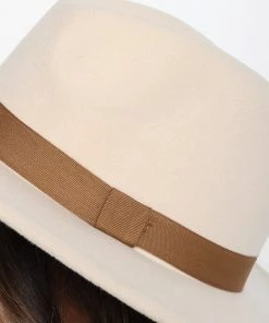 PUP35 Izolda Hat - Cream Brown