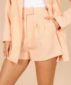 PUP8 Bridget Tailored Shorts - Peach
