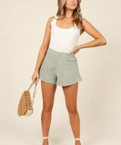 PUP8 Carman Shorts - Green Clothing