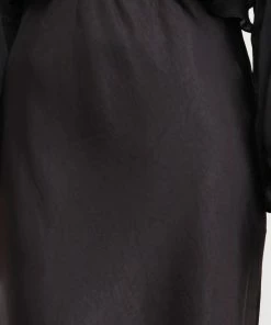 PUP52 Eave Skirt - Black