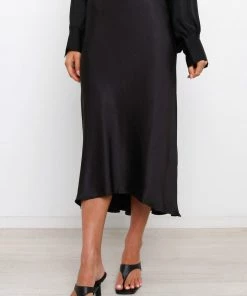 PUP52 Eave Skirt - Black