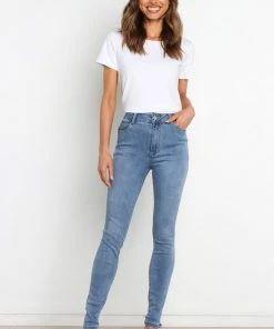 PUP54 Jenny Jeans - Light Blue Wash Clothing