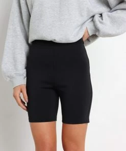 PUP29 Tiwi Shorts - Black