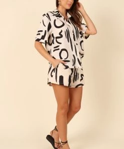 PUP27 York Short - Sand Clothing