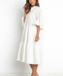 PUP3 Dresses Cadagon Dress - White