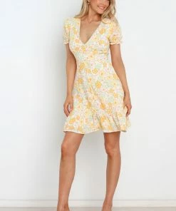 PUP51 Jeffree Dress - Yellow Dresses