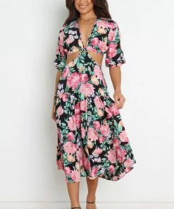 PUP50 Dresses Tara Dress - Black