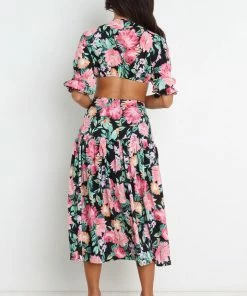 PUP50 Dresses Tara Dress - Black