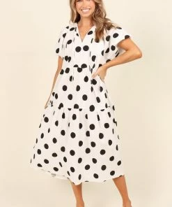 PUP61 Tarnie Dress - White Dresses