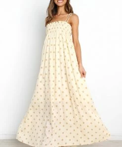 PUP52 Dresses Urbana Dress - Beige