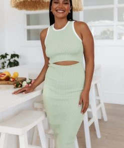 PUP14 Dresses Zara Dress - Green