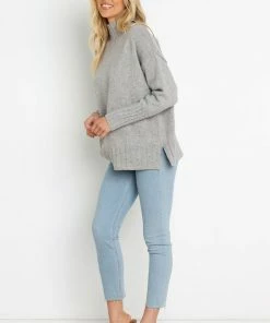 PUP8 Bump Friendly Conny Knit Sweater - Grey
