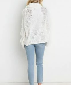 PUP49 Sharpy Knit Sweater - White For The Bride