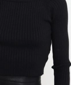 PUP4 Susie Top - Black