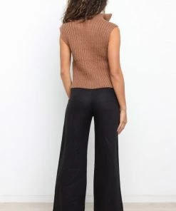 PUP52 Vergie Vest - Mocha