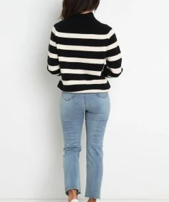 PUP4 Winston Knit Sweater - Black Bump Friendly