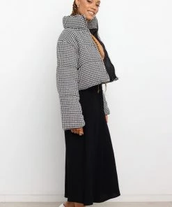 PUP4 Flow Jacket - Black Clothing