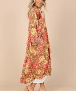 PUP49 Bump Friendly Pissaro Kimono - Floral
