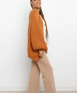PUP51 Quinny Cardigan - Rust Clothing