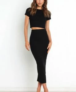 PUP44 Clothing Destiny Set - Black