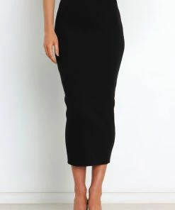 PUP44 Clothing Destiny Set - Black