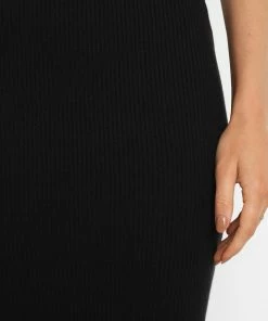 PUP44 Clothing Destiny Set - Black