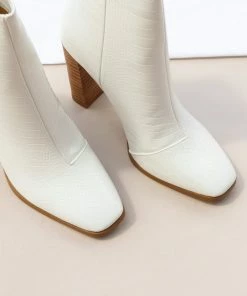 PUP23 Feign Boot - White Croc