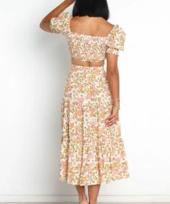 PUP4 Clothing Alana Top - Tan Floral