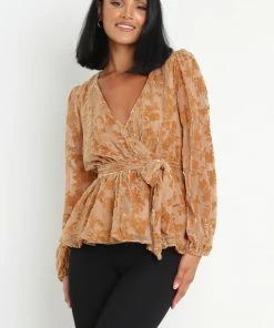 PUP14 Amanda Top - Tan