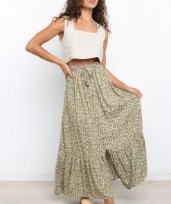 PUP52 Devlin Top - Beige Clothing