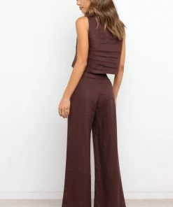 PUP52 Devlin Top - Chocolate Clothing