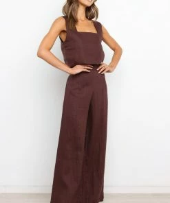 PUP52 Devlin Top - Chocolate Clothing