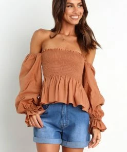 PUP3 Elise Top - Tan