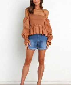 PUP3 Elise Top - Tan