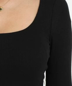 PUP58 Jayne Top - Black