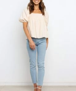 PUP4 Jetta Top - Beige Clothing