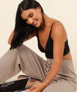 PUP64 Bump Friendly Matteo Lace Bralette - Black