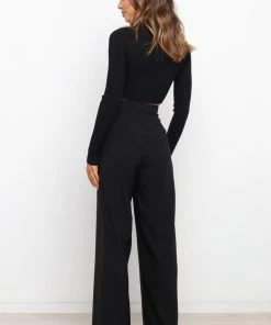 PUP55 Navinia Top - Black