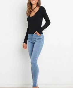 PUP16 Clothing Paelia Top - Black