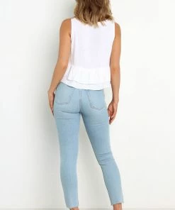 PUP8 Perry Top - White