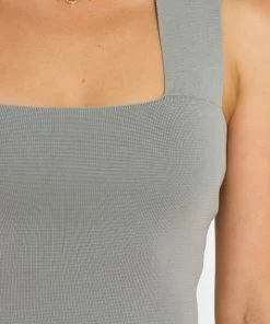 PUP58 Vew Top - Sage