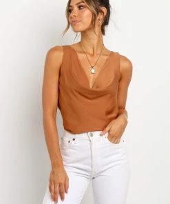 PUP52 Vinita Top - Rust Clothing