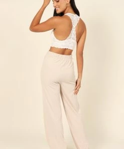 PUP64 Bump Friendly Whitney Lace Racerback Bralette - White