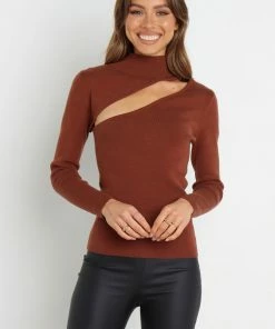 PUP16 Wilma Top - Chocolate Brown Clothing